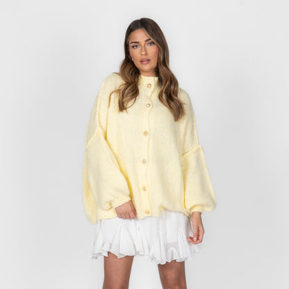 Cárdigan oversize “CozyGlam”