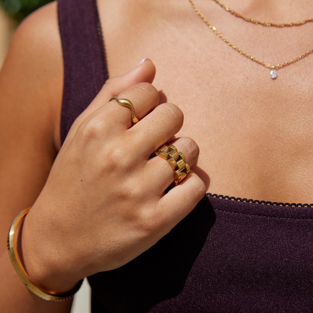 Anillo Ondulado