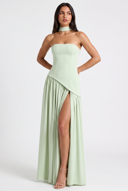 Vestido Maxi Burdeos – Elegancia Sofisticada con Escote