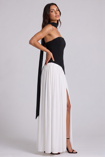 Vestido Maxi Burdeos – Elegancia Sofisticada con Escote