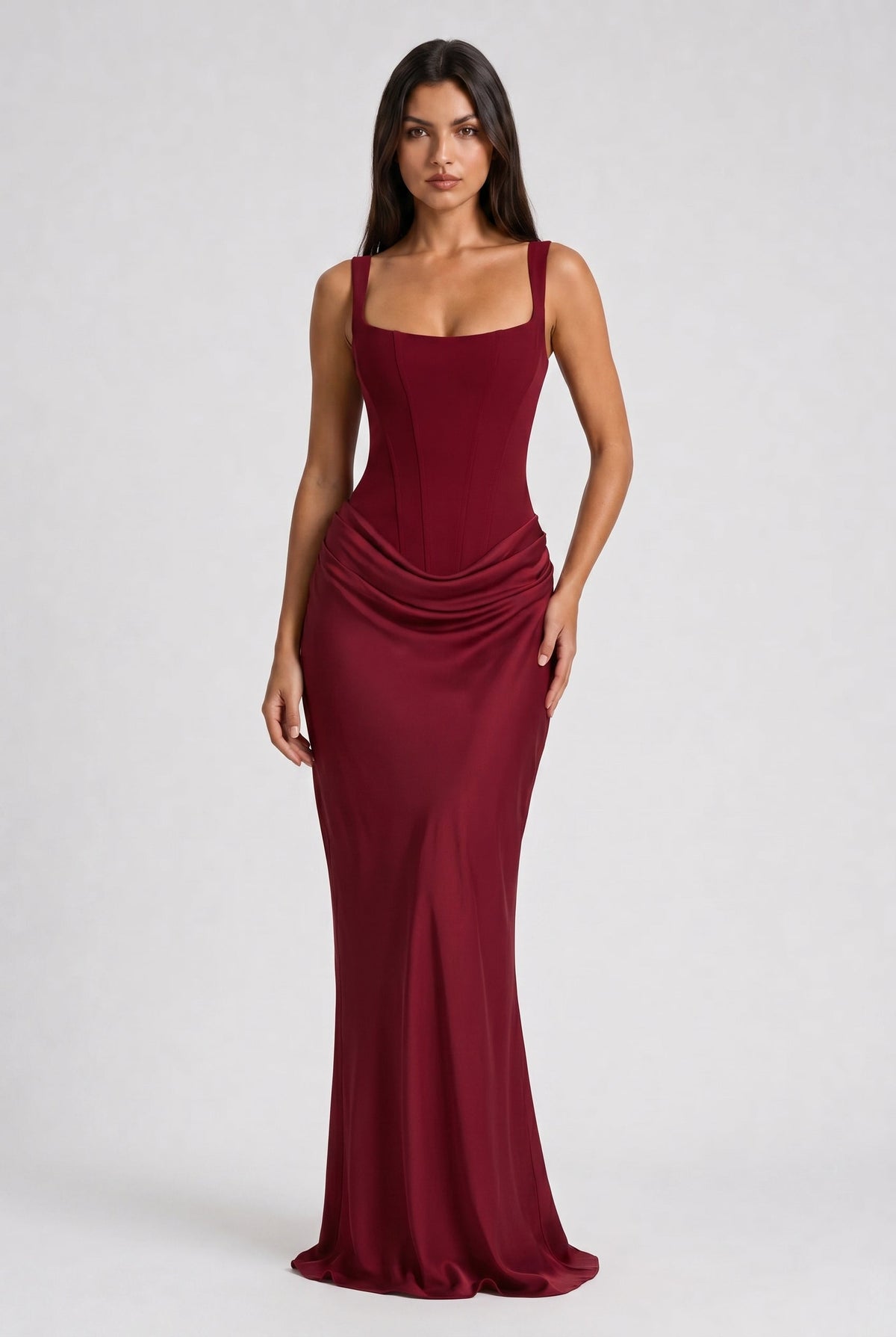 Vestido Maxi Burdeos con Drapeado – Elegancia y Silueta Refinada