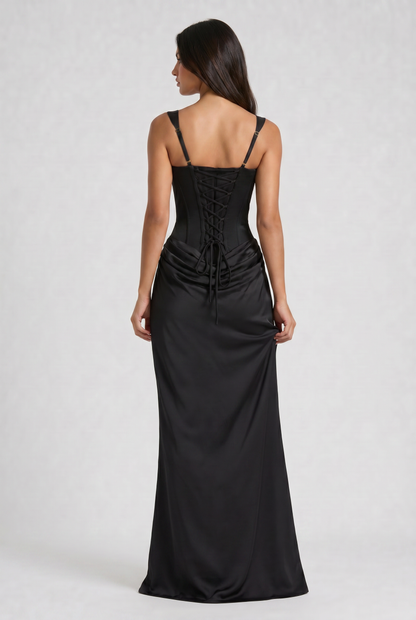 Vestido Maxi Burdeos con Drapeado – Elegancia y Silueta Refinada