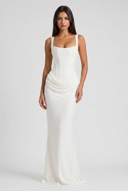 Vestido Maxi Burdeos con Drapeado – Elegancia y Silueta Refinada