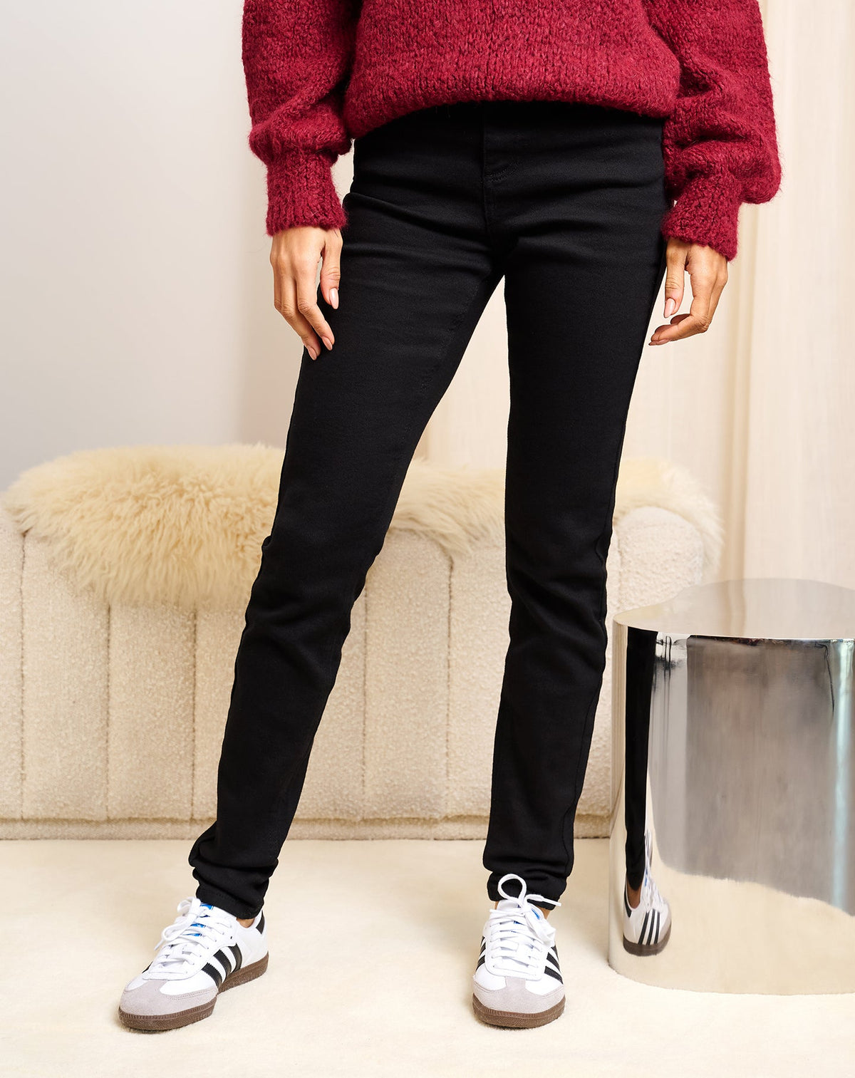 Pantalones pitillo negros