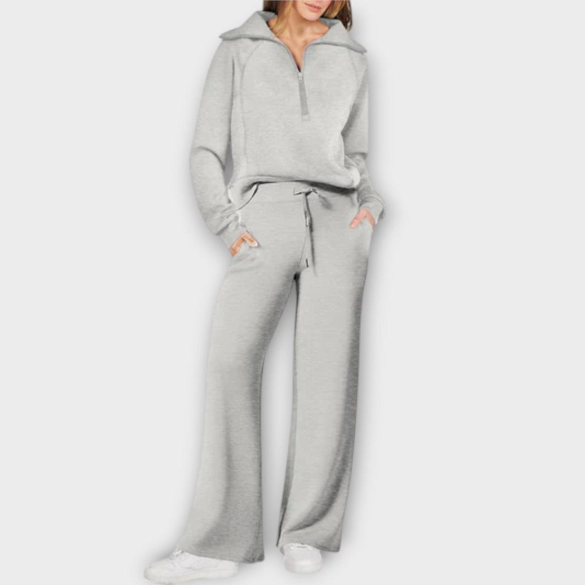 Conjunto cómodo de 2 piezas para estar en casa.