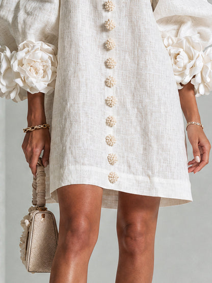 Vestido Blanco Mini de Mezcla de Lino con Puños de Flores