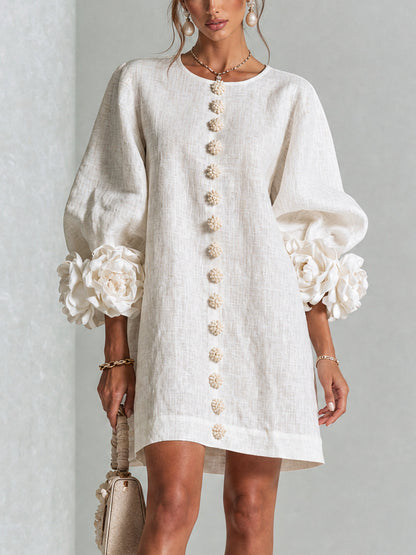Vestido Blanco Mini de Mezcla de Lino con Puños de Flores