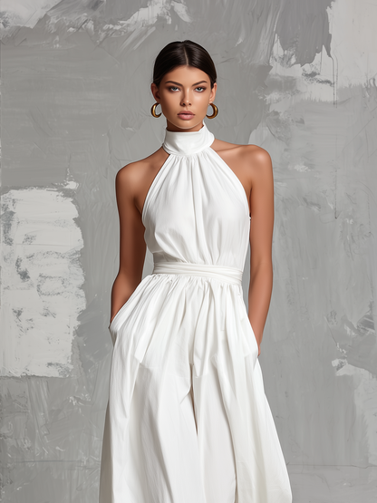 Mono Elegante con Cuello Halter