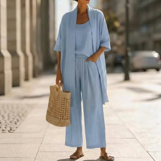 Conjunto Elegante de Tres Piezas